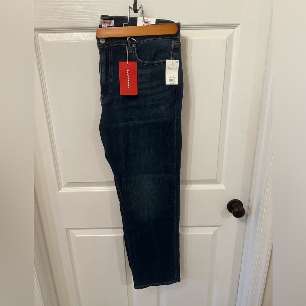 Lucky Brand 363 Vintage Straight NWT 38/30